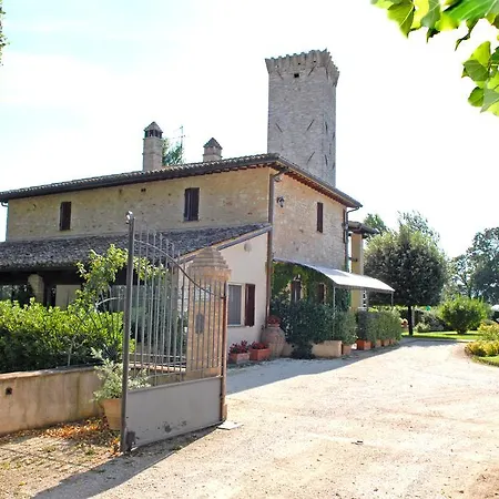 Agriturismo Le Due Torri - Torre Quandrano Farm stay Cannara