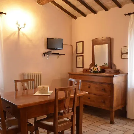 Agriturismo Le Due Torri - Torre Quandrano Cannara